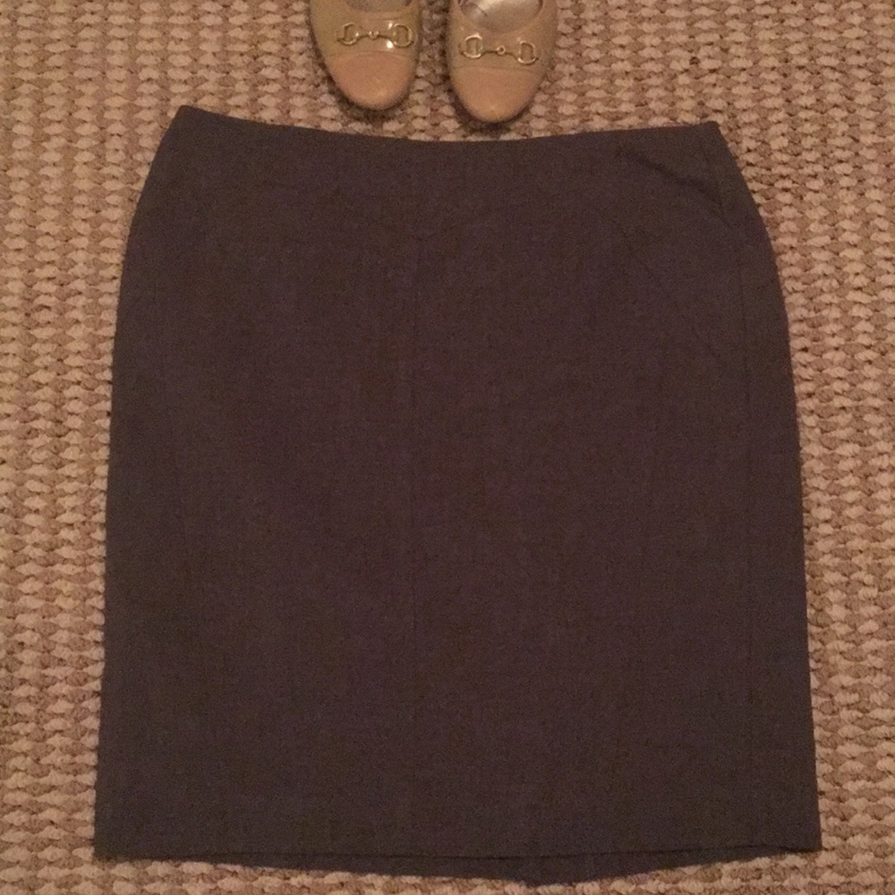 Worthington gray pencil skirt